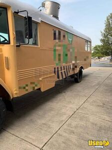 2001 School Bus All-purpose Food Truck Stainless Steel Wall Covers Ohio Diesel Engine for Sale