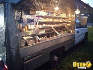 2001 Sierra Lunch Serving Food Truck Illinois Gas Engine for Sale