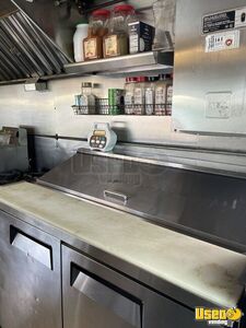 2001 Utilimaster All-purpose Food Truck Fryer Florida Diesel Engine for Sale