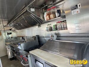 2001 Utilimaster All-purpose Food Truck Prep Station Cooler Florida Diesel Engine for Sale