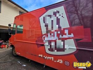 2001 Workhorse All-purpose Food Truck Cabinets Minnesota Gas Engine for Sale