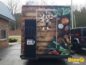 2002 All-purpose Food Truck Exterior Customer Counter New Hampshire Diesel Engine for Sale