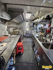 2002 Food Truck All-purpose Food Truck Chargrill New York Gas Engine for Sale