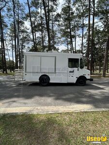 2002 Forward Control P42 All-purpose Food Truck Stainless Steel Wall Covers Georgia Diesel Engine for Sale