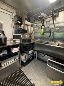 2002 Mt45 Coffee & Beverage Truck Triple Sink Florida Diesel Engine for Sale