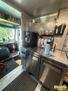 2002 Mt45 Coffee & Beverage Truck Work Table Florida Diesel Engine for Sale