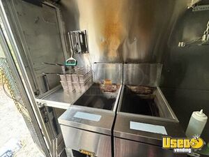 2002 Mt55 All-purpose Food Truck Exterior Customer Counter New York Diesel Engine for Sale