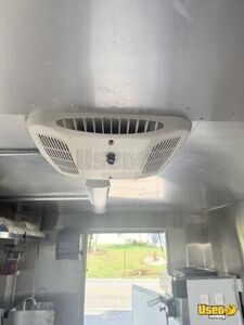 2002 P30 Ice Cream Truck Upright Freezer Florida Diesel Engine for Sale