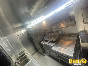 2002 P42 Taco Food Truck Stainless Steel Wall Covers Georgia Diesel Engine for Sale