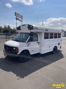 2002 Pet Care / Veterinary Truck Washington Diesel Engine for Sale