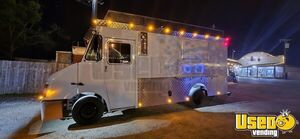 2002 Step Van Kitchen Food Truck All-purpose Food Truck Concession Window Texas Diesel Engine for Sale