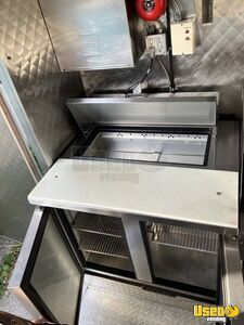 2002 Utilimaster All-purpose Food Truck Prep Station Cooler British Columbia Diesel Engine for Sale