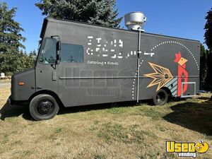 2002 Workhorse All-purpose Food Truck Concession Window Oregon Gas Engine for Sale