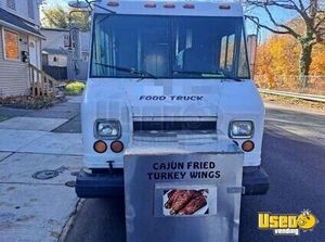 2003 All-purpose Food Truck All-purpose Food Truck Stovetop Pennsylvania Diesel Engine for Sale