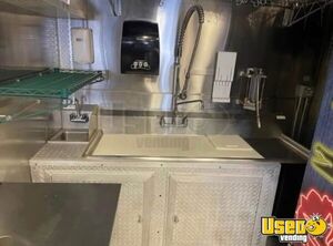 2003 Food Truck All-purpose Food Truck Diamond Plated Aluminum Flooring Texas for Sale