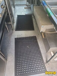 2003 Food Truck Catering Food Truck Food Warmer Maryland Gas Engine for Sale