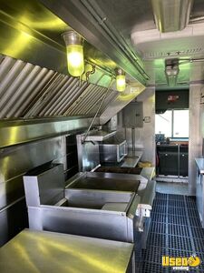 2003 Freightliner All-purpose Food Truck Cabinets Texas Diesel Engine for Sale