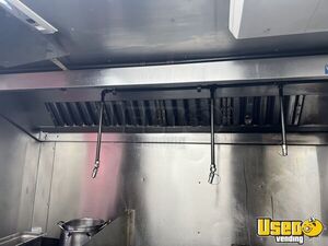2003 Kitchen Food Truck All-purpose Food Truck Reach-in Upright Cooler Virginia Gas Engine for Sale