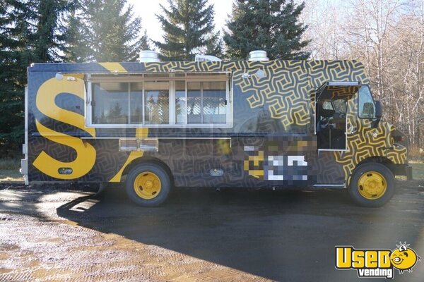 2003 Mt55 All-purpose Food Truck Alberta Diesel Engine for Sale