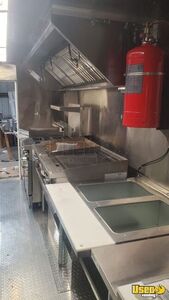 2003 P42 All-purpose Food Truck Stainless Steel Wall Covers Texas Diesel Engine for Sale