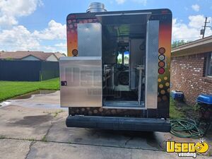 2003 P42 All-purpose Food Truck Stainless Steel Wall Covers Texas Diesel Engine for Sale