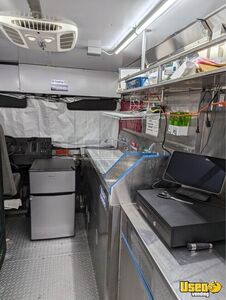 2003 P42 Coffee & Beverage Truck Concession Window Texas Diesel Engine for Sale