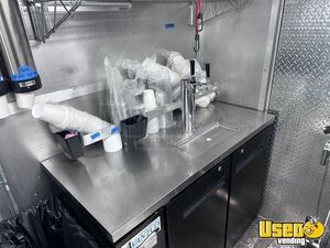 2003 P42 Coffee & Beverage Truck Hand-washing Sink Indiana Diesel Engine for Sale