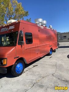 2003 P42 Workhorse All-purpose Food Truck Cabinets Nevada Gas Engine for Sale