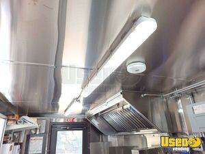 2003 P42 Workhorse All-purpose Food Truck Diamond Plated Aluminum Flooring Colorado Diesel Engine for Sale