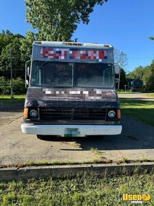 2003 Workhorse All-purpose Food Truck Diamond Plated Aluminum Flooring Vermont for Sale