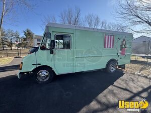 2003 Workhorse Coffee & Beverage Truck Air Conditioning Pennsylvania Diesel Engine for Sale