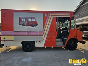 2003 Workhorse Coffee & Beverage Truck Stainless Steel Wall Covers Idaho Diesel Engine for Sale