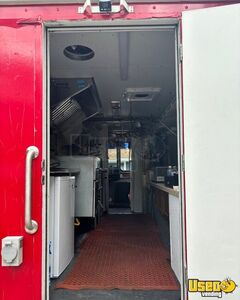 2003 Workhorse Custom Chassis All-purpose Food Truck Cabinets South Dakota Diesel Engine for Sale