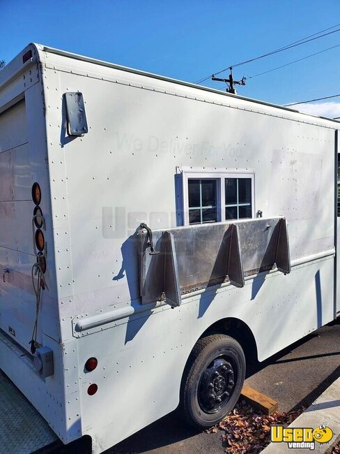 2004 All-purpose Food Truck All-purpose Food Truck Rhode Island for Sale