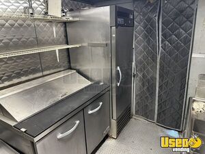 2004 All-purpose Food Truck All-purpose Food Truck Upright Freezer Oregon Diesel Engine for Sale