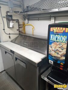 2004 Box All-purpose Food Truck Prep Station Cooler New York Diesel Engine for Sale