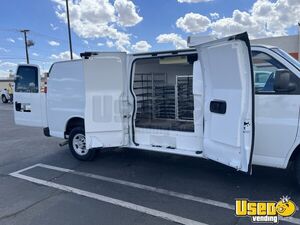 2004 C1500 Bakery Food Truck Catering Food Truck Air Conditioning Arizona Gas Engine for Sale