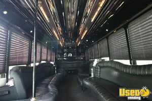 2004 E550 Party Bus Air Conditioning Wisconsin Diesel Engine for Sale