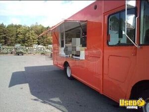 2004 Food Truck All-purpose Food Truck Concession Window Virginia Diesel Engine for Sale