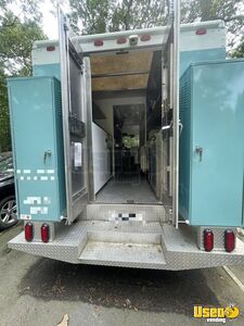 2004 M-line All-purpose Food Truck Cabinets New York Diesel Engine for Sale