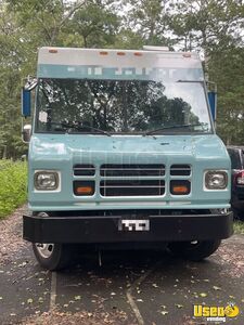 2004 M-line All-purpose Food Truck Concession Window New York Diesel Engine for Sale