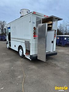 2004 M-line All-purpose Food Truck Exterior Customer Counter Virginia Diesel Engine for Sale