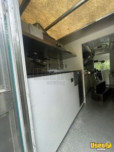 2004 M-line All-purpose Food Truck Stainless Steel Wall Covers New York Diesel Engine for Sale