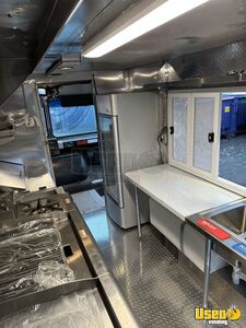 2004 M-line All-purpose Food Truck Stovetop Virginia Diesel Engine for Sale