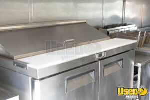 2004 M Line All-purpose Food Truck Work Table Colorado Diesel Engine for Sale