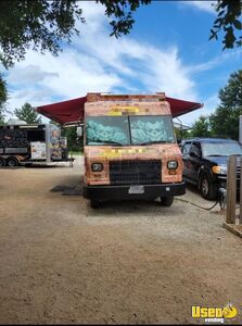 2004 M5 Pizza Food Truck Floor Drains Texas Diesel Engine for Sale