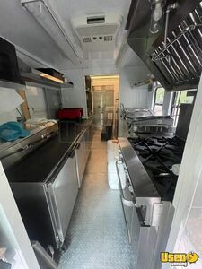 2004 Mt45 All-purpose Food Truck Exterior Customer Counter New York Diesel Engine for Sale