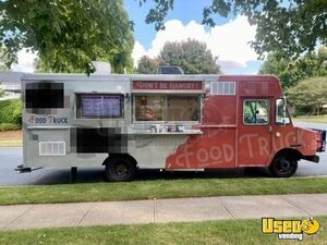 2004 P42 Kitchen Food Truck All-purpose Food Truck North Carolina Diesel Engine for Sale