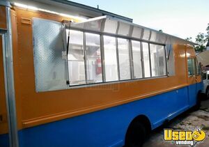 2004 P42 Step Van All-purpose Food Truck Concession Window Texas Gas Engine for Sale