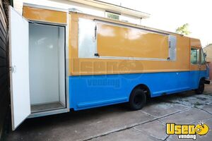 2004 P42 Step Van All-purpose Food Truck Interior Lighting Texas Gas Engine for Sale